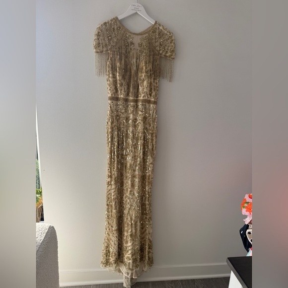 MAC DUGGAL Gold Embellished Fringe Cap Sleeve Trumpet Gown 10 - Picture 7 of 13